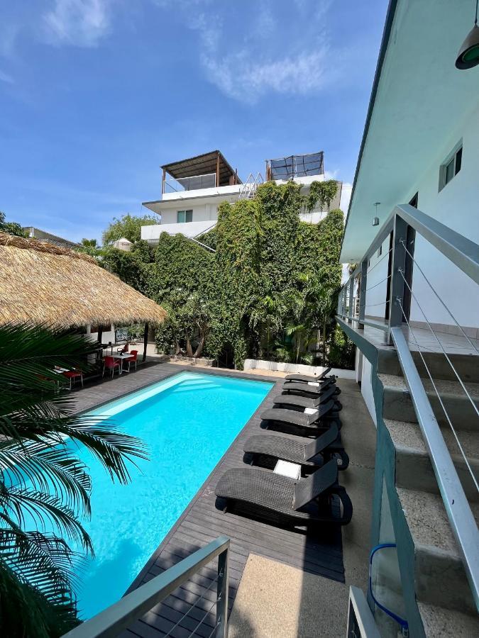 Hotel Aqualuna Cyclops Brisas de Zicatela Kültér fotó